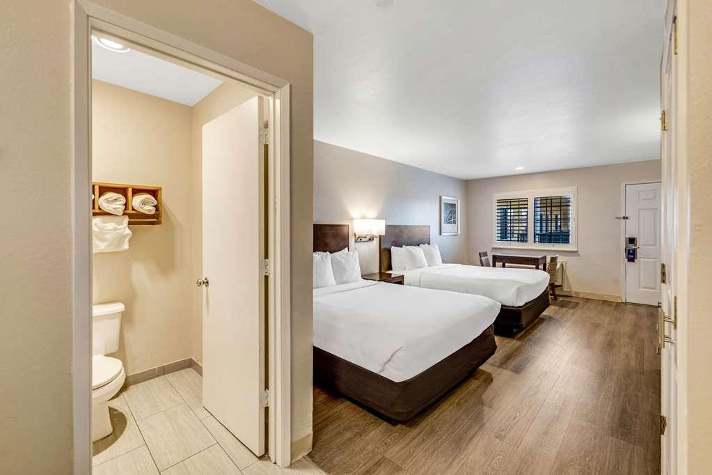 Comfort Inn Boardwalk Santa Cruz Room photo